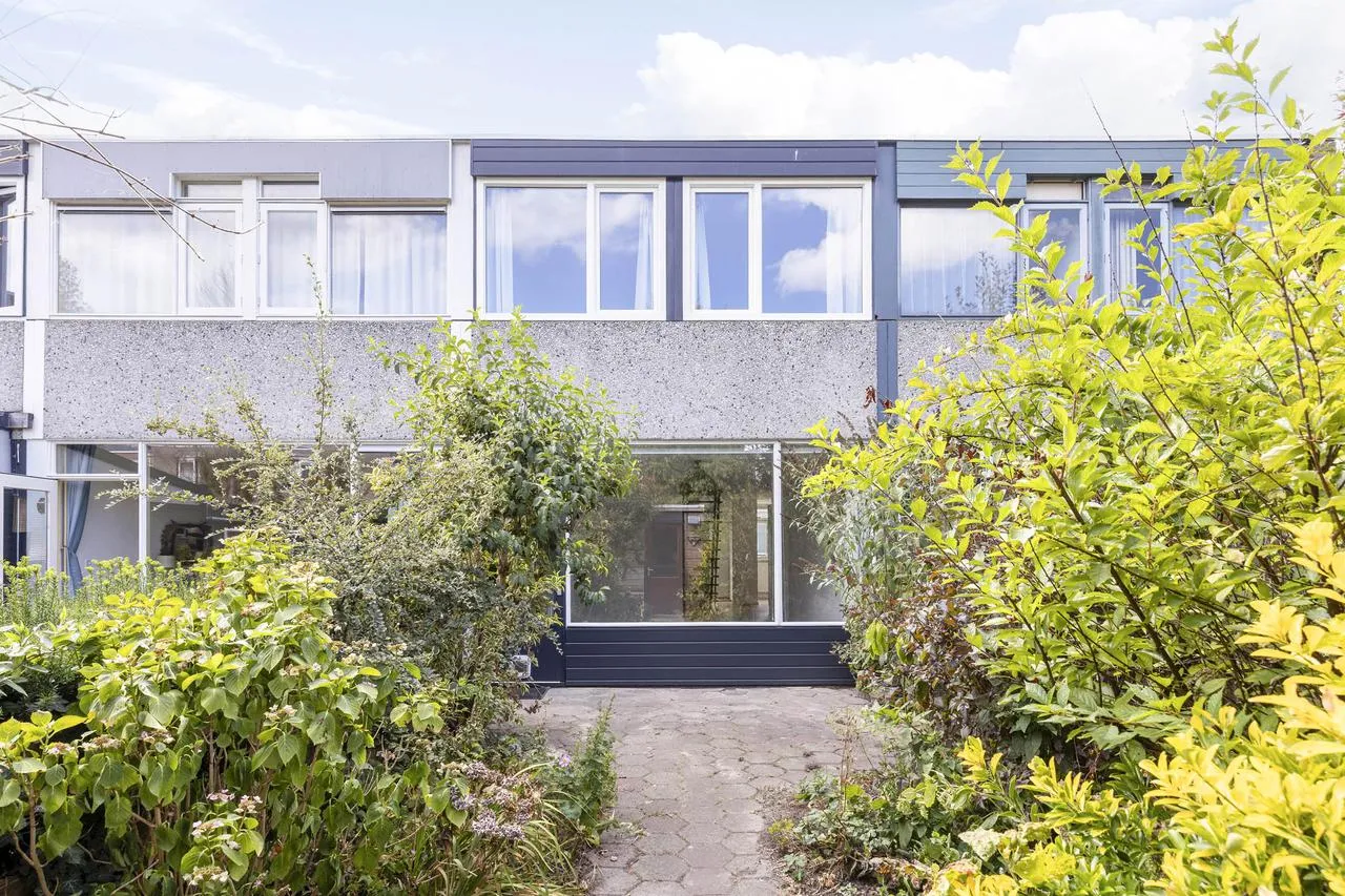 Tussenwoning te koop: Gershwinlaan 18, Delft