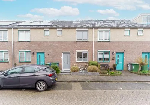 Tussenwoning te koop: Gesina van der Molenstraat 13, Klapwijk Pijnacker