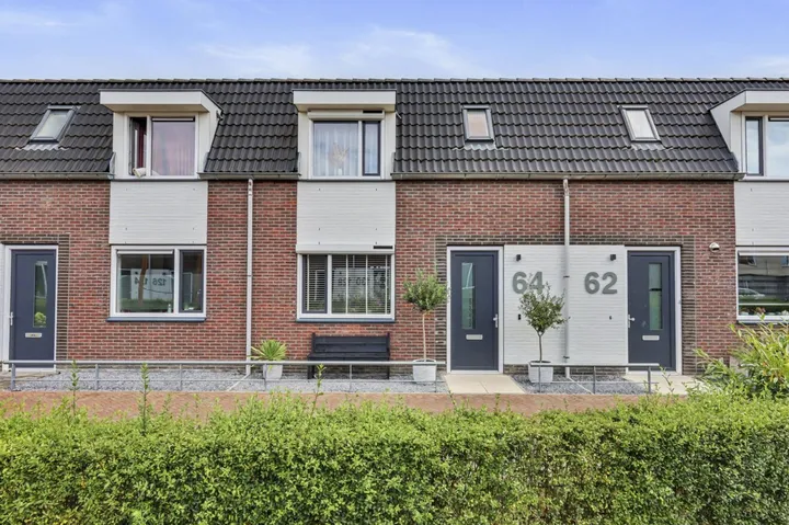 Tussenwoning te koop: Getfertplein 64, Getfert Enschede