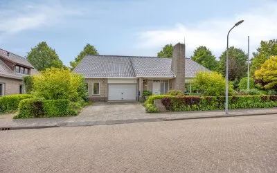 Detached house for sale: Geul 22, Urkerhard Urk