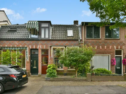 Tussenwoning te koop: Geuzenweg 266, Geuzenbuurt Hilversum