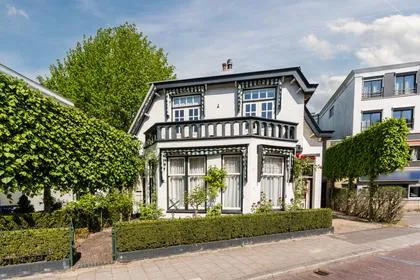 Twee-onder-één-kap te koop: Geversstraat 69, Oranje Nassau Oegstgeest