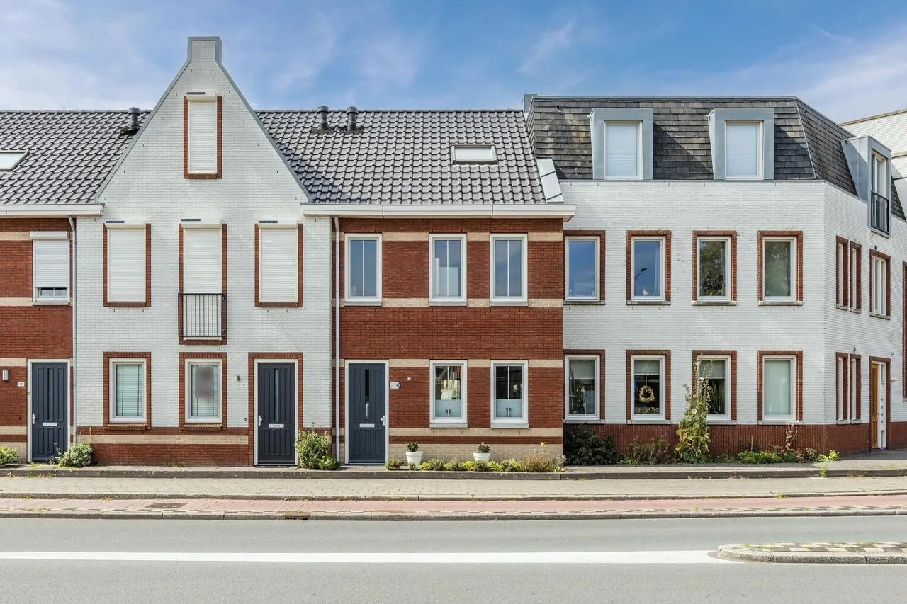 Tussenwoning te koop: Geversstraat 8, Oegstgeest