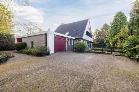 Vrijstaande woning te koop: Gezellelaan 9, Villabuurt Groningen