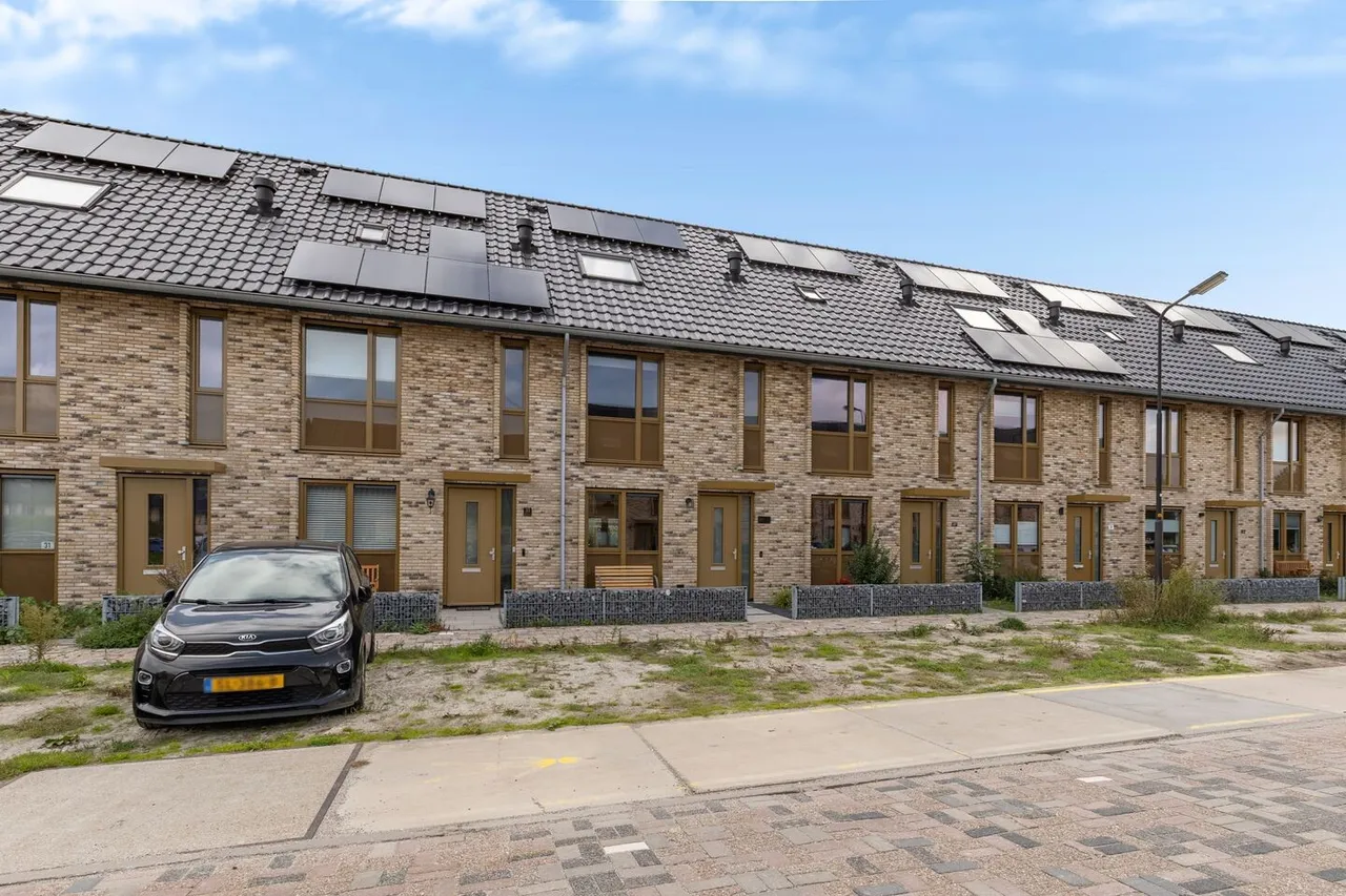Tussenwoning te koop: Gibbon 35, Heerhugowaard