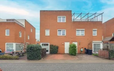Twee-onder-één-kap te koop: Giek 15, Noorderplassen W.-Zuid Almere