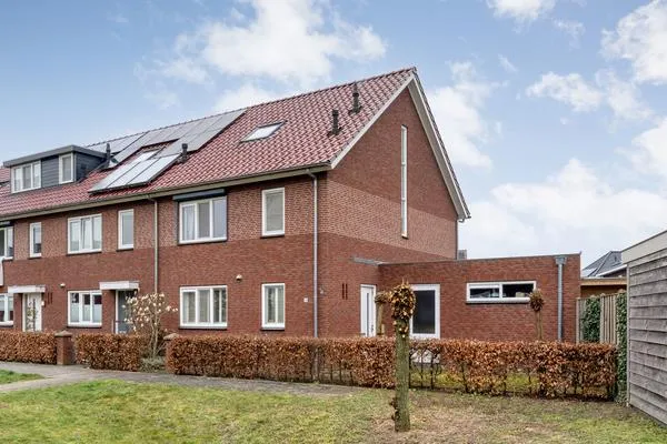 Hoekwoning te koop: Gieterijstraat 15, Heeten Kern Heeten