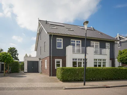 Semi-detached for sale: Gijsbert Van Kaetslaan 19, Parijsch Lokkershoek Culemborg