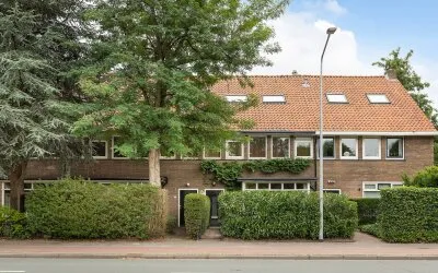 Tussenwoning te koop: Gijsbrecht van Amstelstraat 482, Boomberg Hilversum