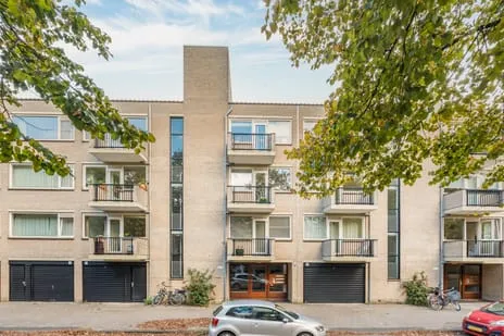 Appartement te koop: Gijsbrecht van IJselsteinstraat 215, Amsterdam