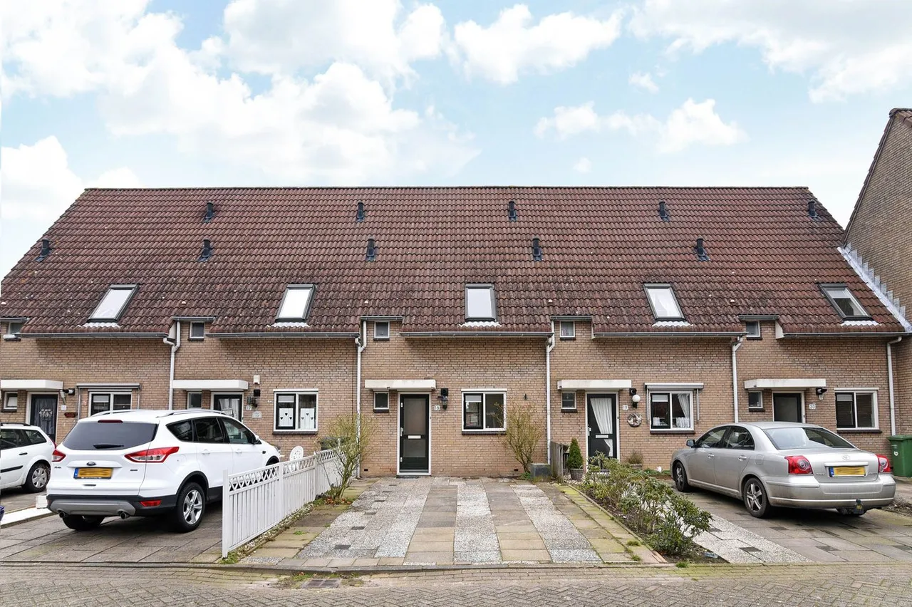 Hoekwoning te huur: Gildebrink 5, Rhoon