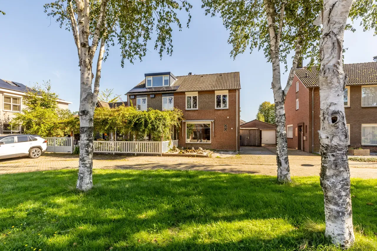 Twee-onder-één-kap te koop: Gildehof 14, Helvoirt