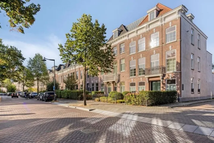 Huurwoning: Ginnekenweg in Breda - €2.950 per maand