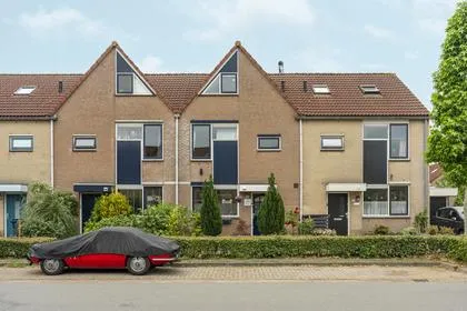 Tussenwoning te koop: Gipskruidweg 169, Kruidenwijk Noordwest Almere