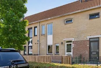Tussenwoning te koop: Gipskruidweg 31, Kruidenwijk Noord- midden Almere