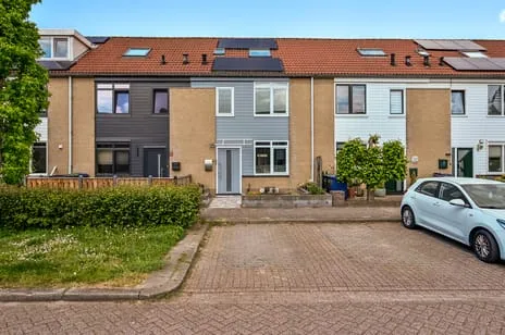 Tussenwoning te koop: Gipskruidweg 8, Kruidenwijk Noord- midden Almere