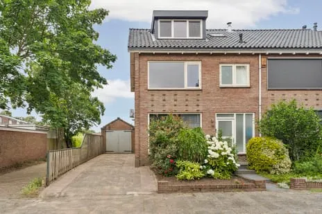 Hoekwoning te koop: Giraffestraat 5, St. Anna Nijmegen