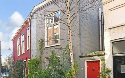 Studio te koop: Giststraat 3A, Centrum-Zuidwest Delft
