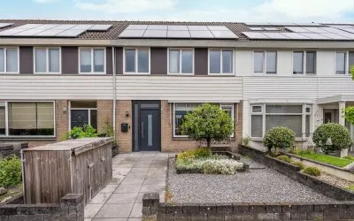 Tussenwoning te koop: Gitaarstraat 34, Bitswijk Uden