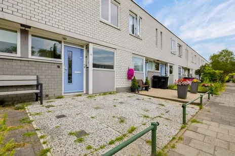 Tussenwoning te koop: Gitaarstraat 50, Muziekwijk N.-Midden Almere