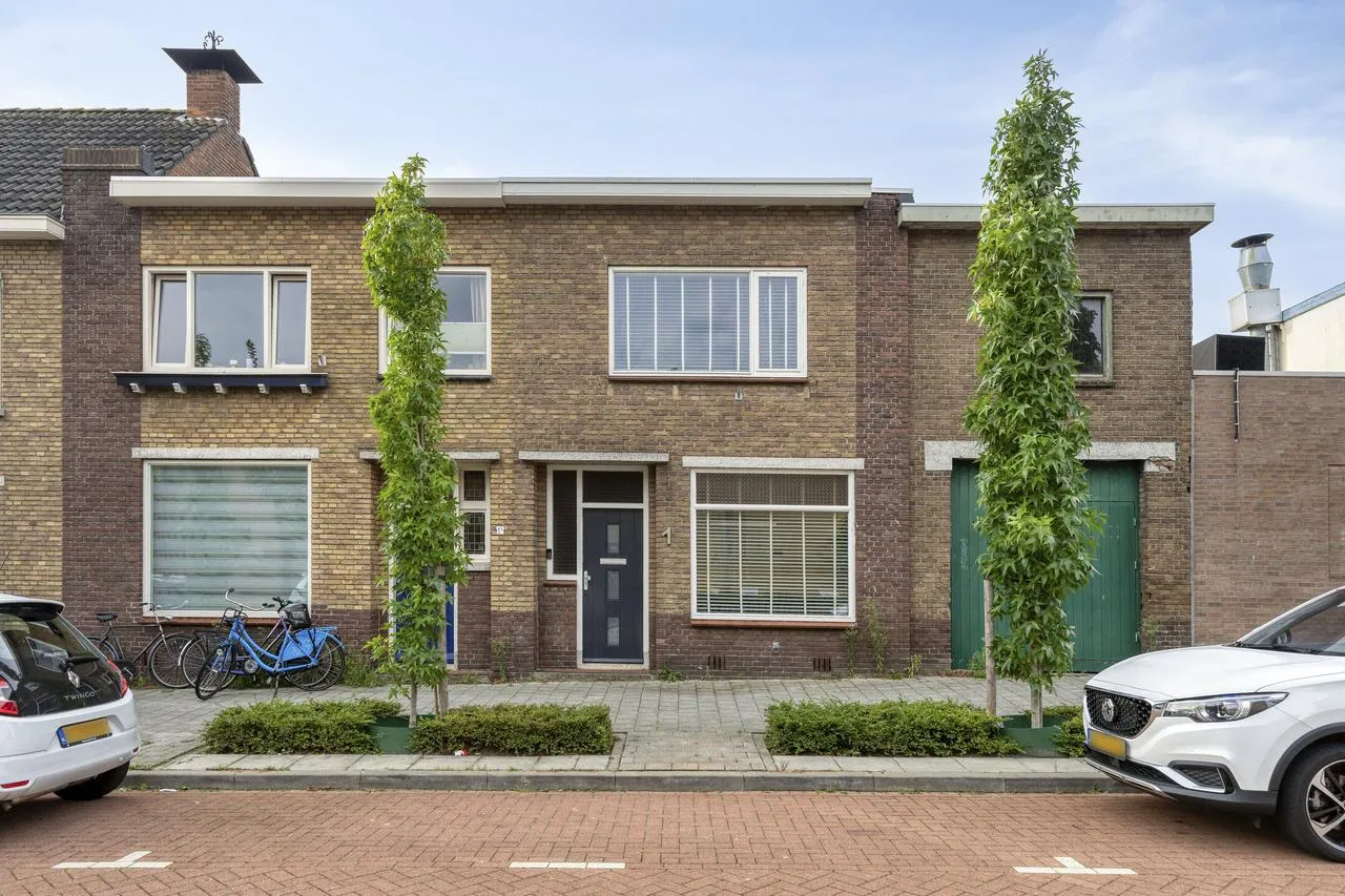 Hoekwoning te koop: Glacisstraat 1, Bergen Op Zoom