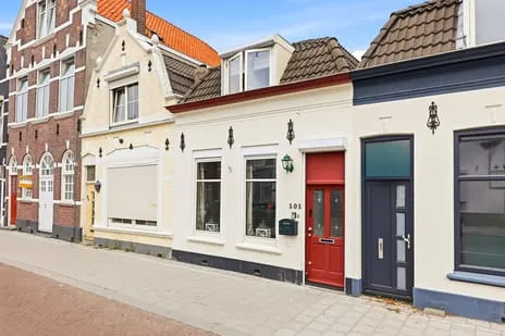 Tussenwoning te koop: Glacisstraat 101, Scheldestraat e.o. Vlissingen