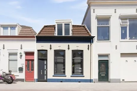 Tussenwoning te koop: Glacisstraat 103, Scheldestraat e.o. Vlissingen