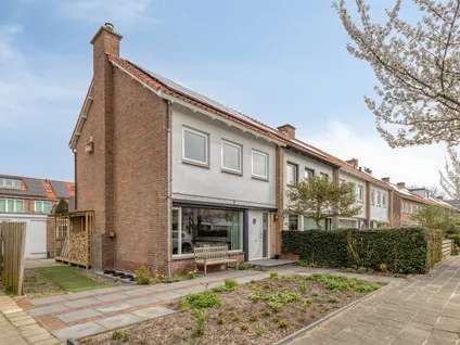 Hoekwoning te huur: Gladiolenlaan 19, Leidsevaart- Bloemhof Bennebroek