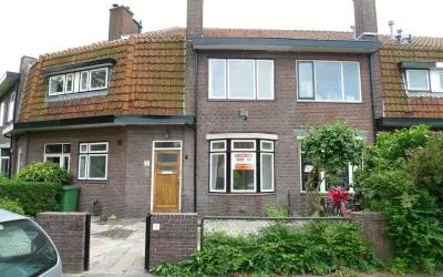 Terraced house for sale: Gladiolusstraat 1, Groot Deijleroord en Ter Weer Wassenaar