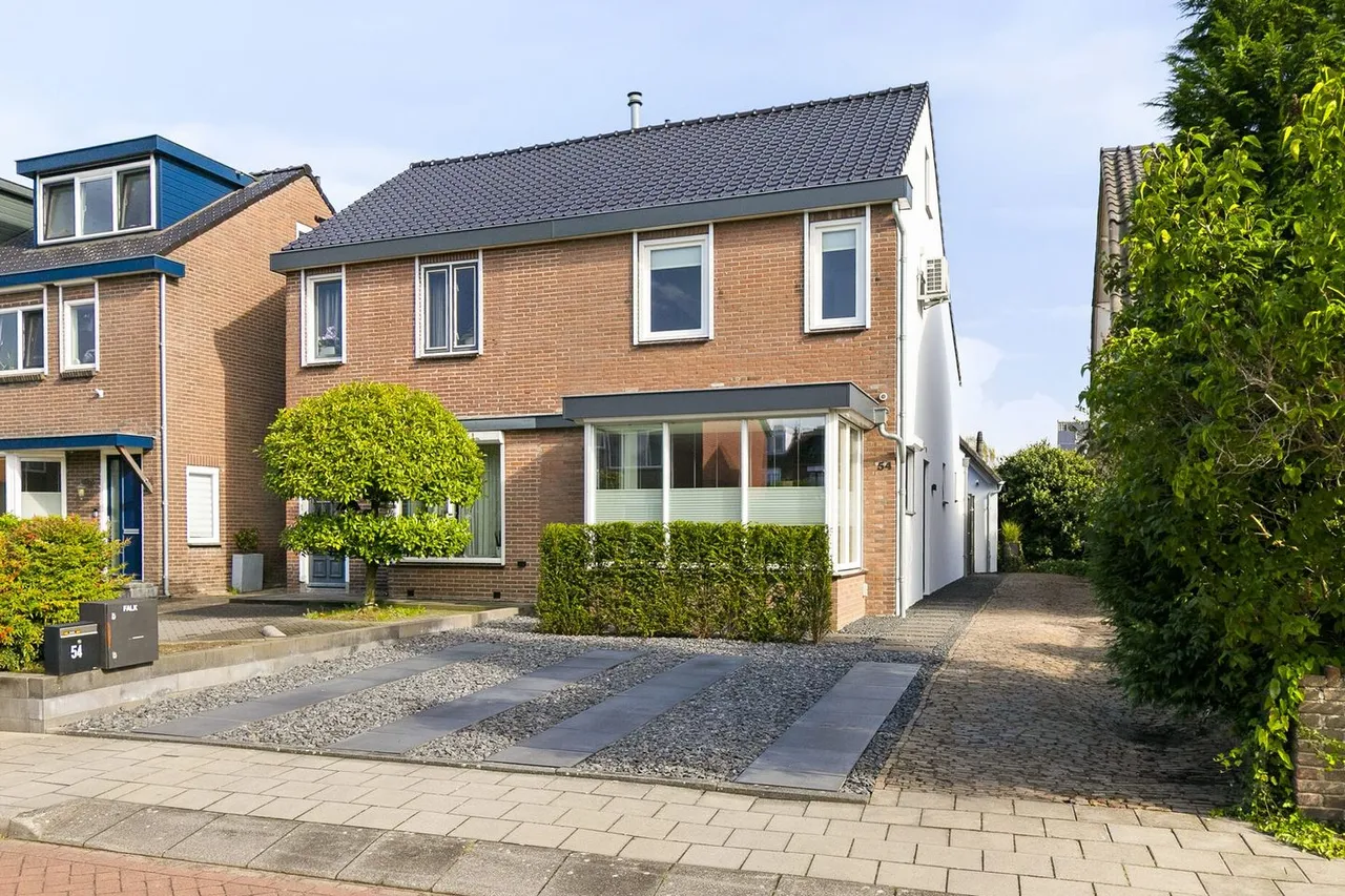 Twee-onder-één-kap te koop: Glashorst 54, Scherpenzeel (Ge)