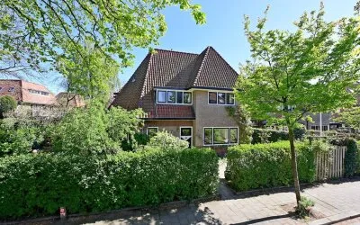 Hoekwoning te koop: Godelindestraat 68, Waltherlaan Bussum