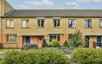 Tussenwoning te koop: Godfried Bomansstraat 71, Literatuurwijk Midden-oost Almere