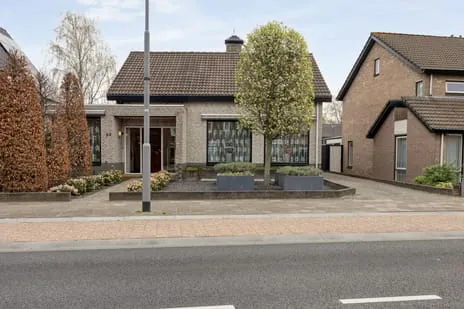 Twee-onder-één-kap te koop: Godfried Schalckenstraat 23, Hondenhei Made