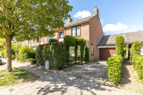 Corner house for sale: Goeman Borgesiuslaan 34, Ministerpark Naarden