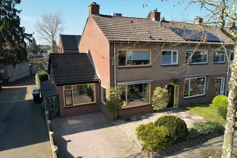 Hoekwoning te koop: Goeman Borgesiuslaan 1, Professorenwijk Baarn