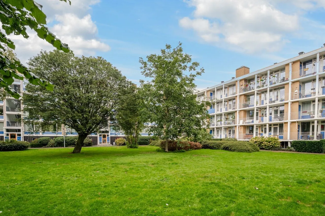 Appartement te koop: Goeverneurkade 82, Voorburg
