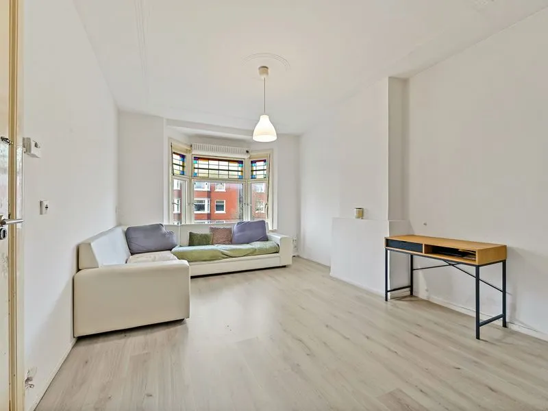 Appartement te koop: Goeverneurlaan 130, 'S-Gravenhage
