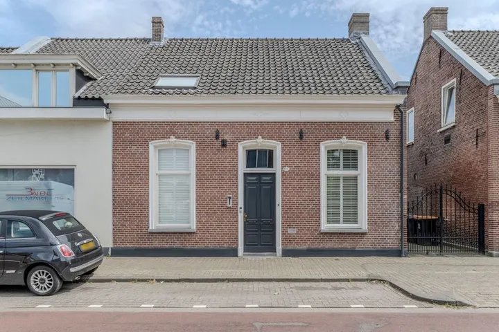 Twee-onder-één-kap te koop: Goirkestraat 136, Kasteel Oost Tilburg