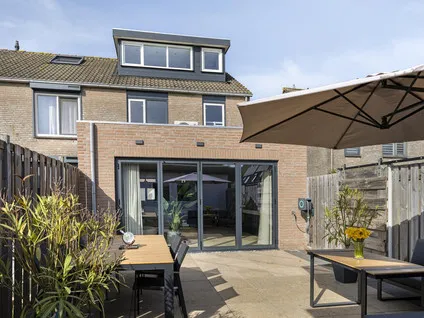 Corner house for sale: Golda Meirstraat 52, Goes-Noordwest Goes