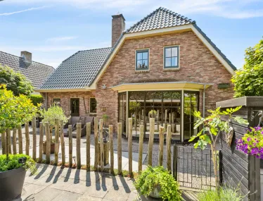 Koopwoning: Goofystraat 12 in Almere - €925.000 - 211m²