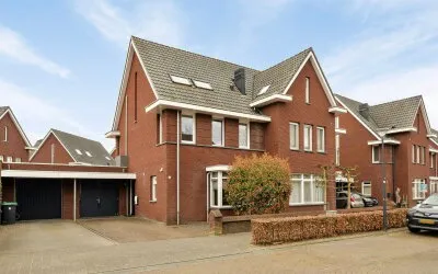 Hoekwoning te koop: Gording 44, Eikenheuvel Uden