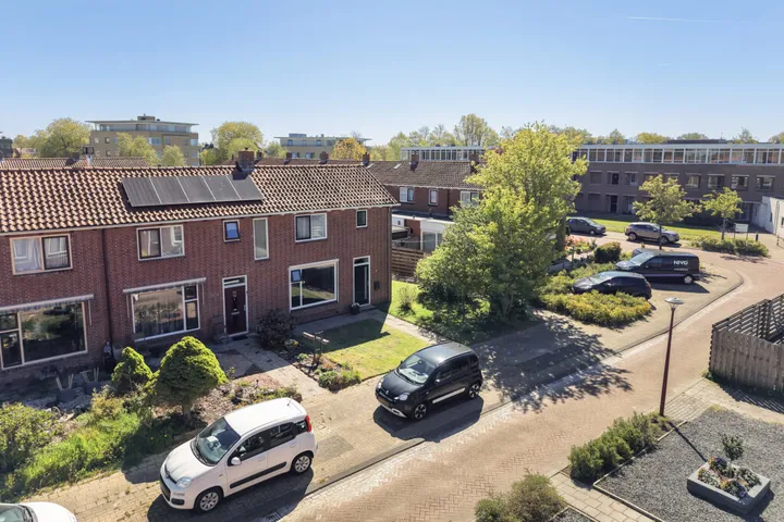 Hoekwoning te koop: Gosling Posthumastraat 25, Dokkum Hoedemakerspolder Dokkum