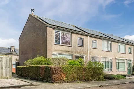 Hoekwoning te koop: Goudenregenlaan 22, Paasbos-west Nijkerk