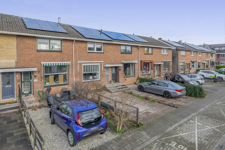 Tussenwoning te koop: Goudenregenstraat 106, Bloemenbuurt-west Capelle Aan Den Ijssel