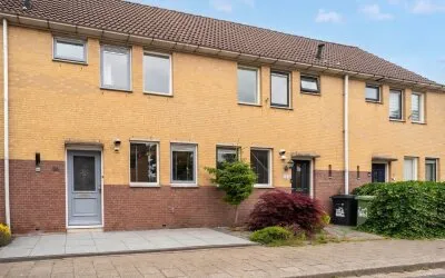 Tussenwoning te koop: Goudenregenstraat 114, Zuiderpolder Purmerend