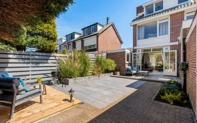 Tussenwoning te koop: Goudenregenstraat 13, De Zilk De Zilk