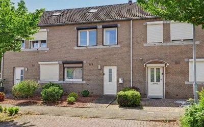 Tussenwoning te koop: Goudenregenstraat 3, Klingerberg-Zuid Venlo
