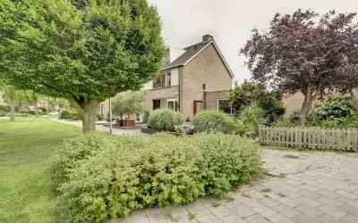 Corner house for sale: Goudplevier 1, Broekvelden-Noordoost Bodegraven