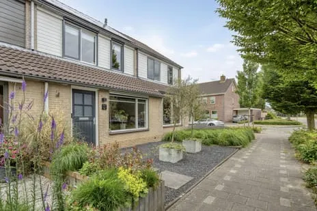 Tussenwoning te koop: Goudplevier 144, Losse Landen Ijsselmuiden