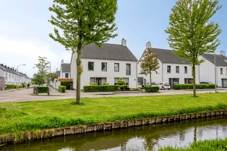 Hoekwoning te koop: Goudreinet 20, Fijnaart Fijnaart
